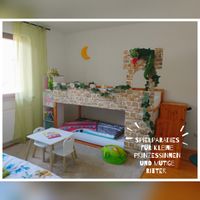 Kinderzimmer mit Burgbett